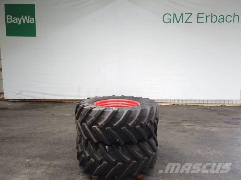 BKT 540 / 65 R30 Dekk, hjul og felger