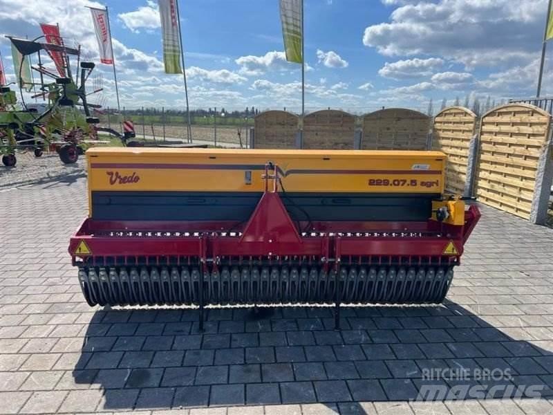  DX 229 Såmaskiner