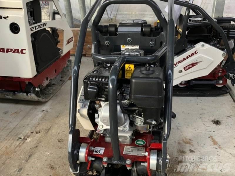 Dynapac DFP6 Vibroplater