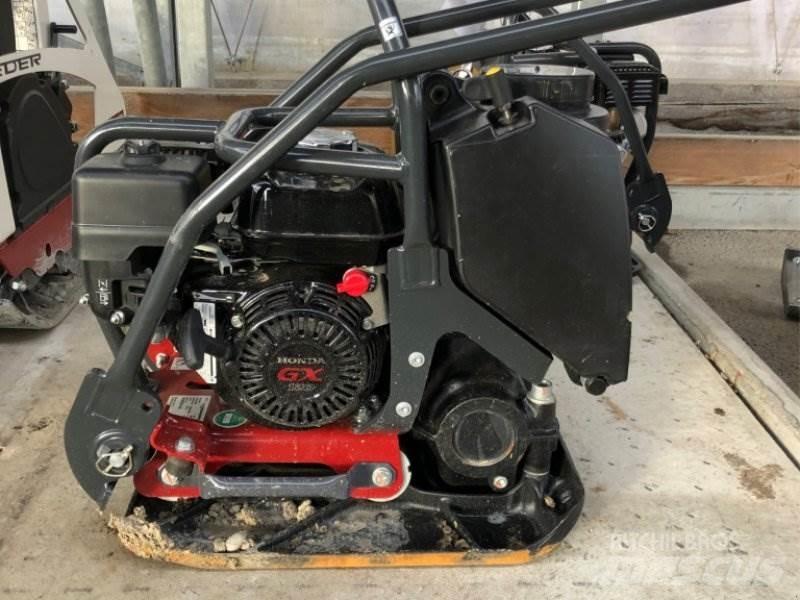 Dynapac DFP6 Vibroplater