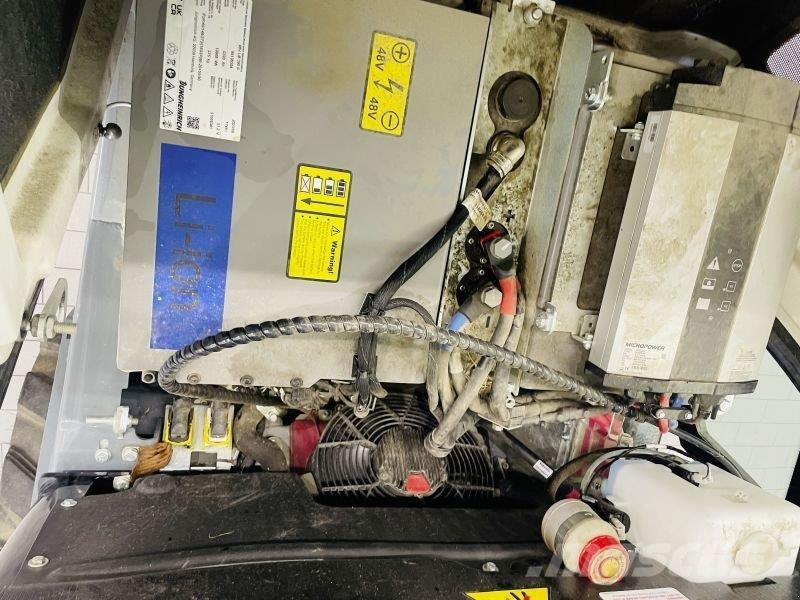 GiANT G2700E Kompaktlastere