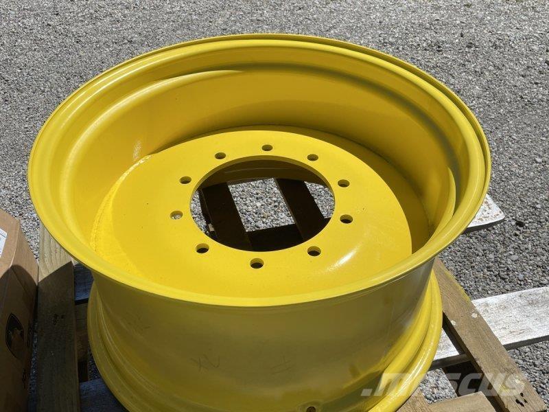 Grasdorf W15x28 Dekk, hjul og felger