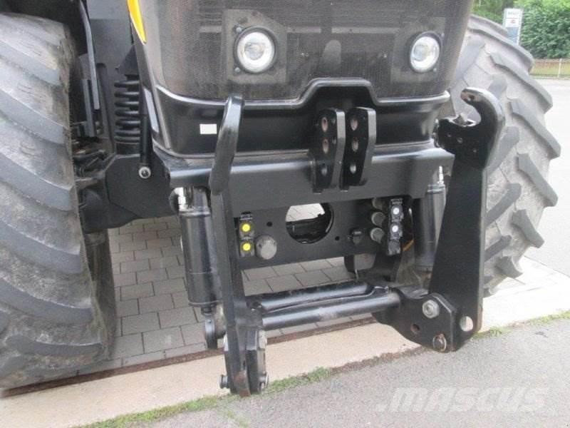 JCB 8330 Traktorer