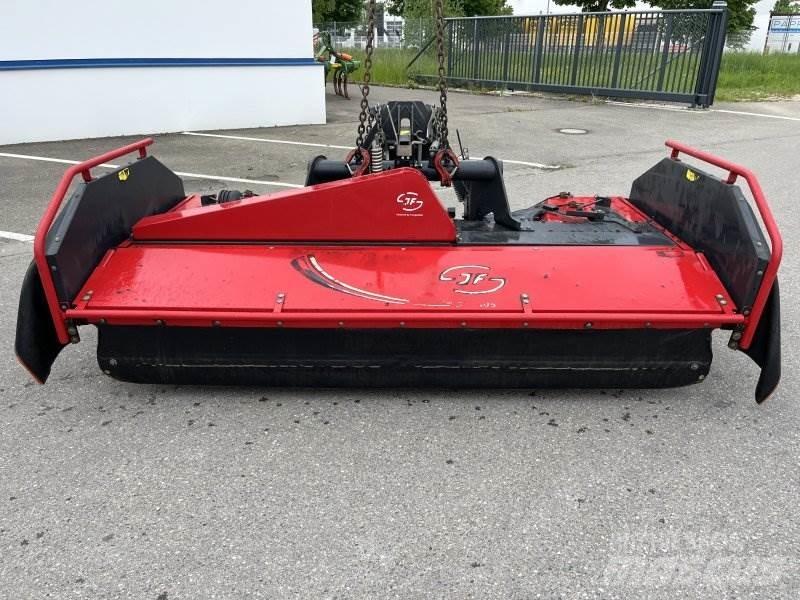 JF CM 305 F Slåmaskiner