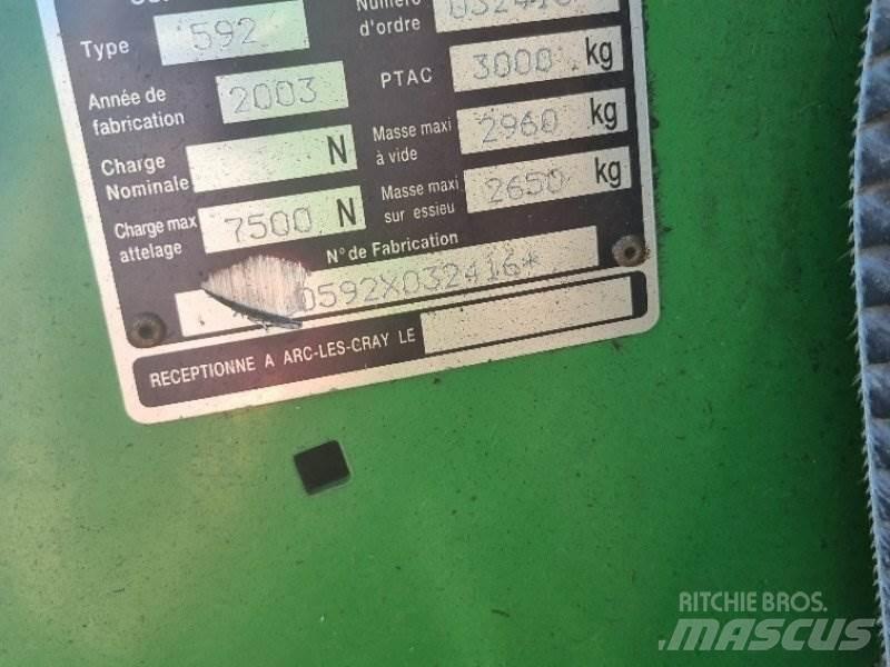John Deere 592 Rundballepresser