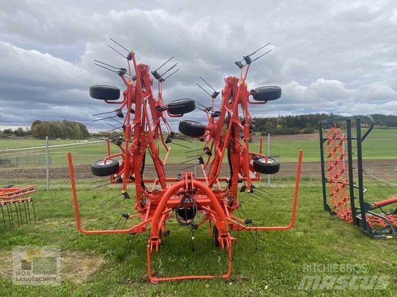 Kuhn GF 8700 Raker og høyvendere