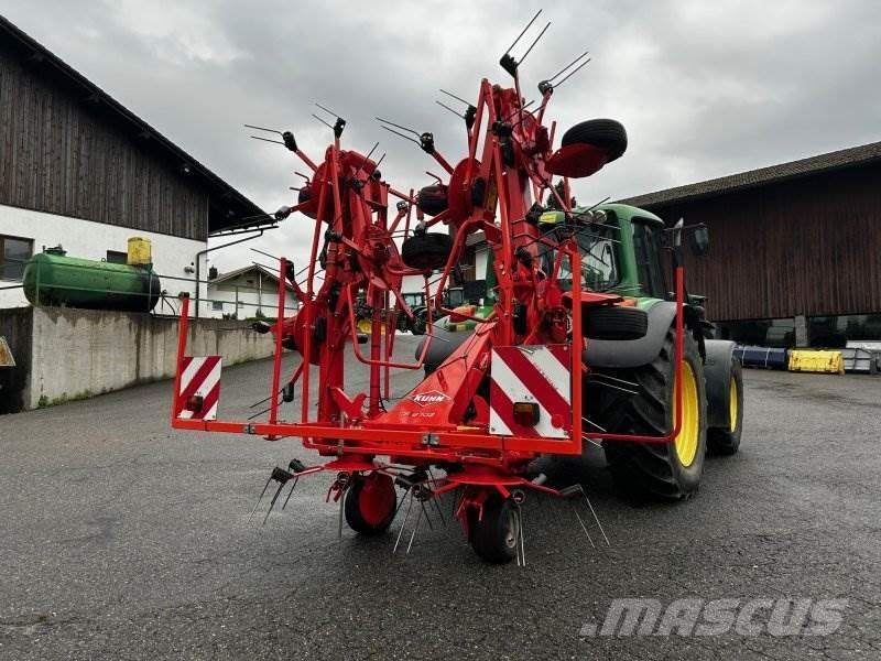 Kuhn GF 8702 Raker og høyvendere
