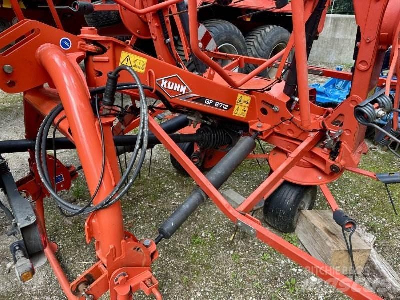 Kuhn GF 8712 Raker og høyvendere