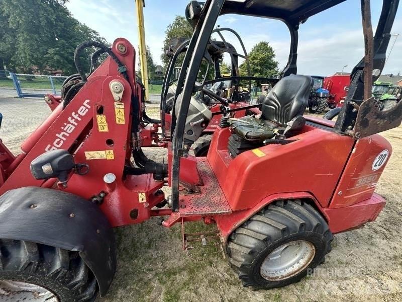 Schäffer 3550 Frontlastere og graveredskap