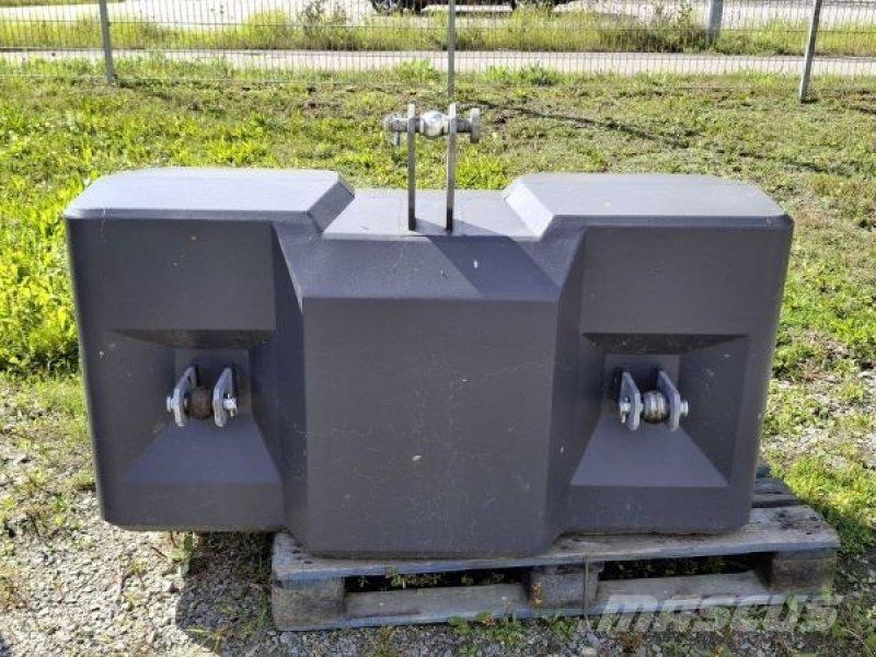  Suer SB 1300 Front lodd