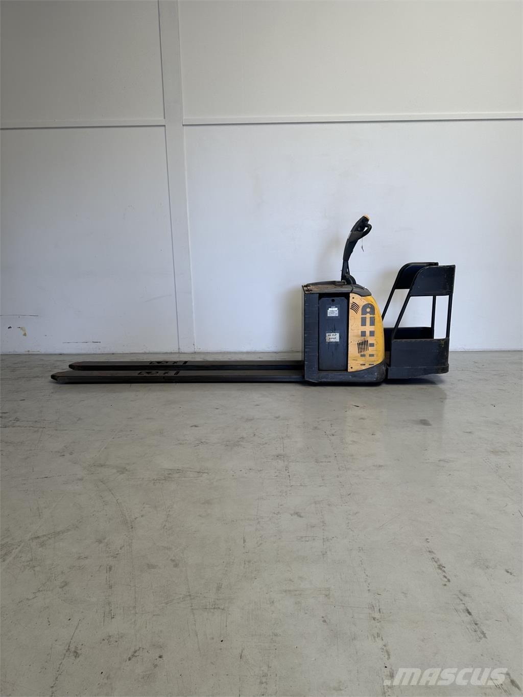 Atlet PLP/200 Lavtløftende truck