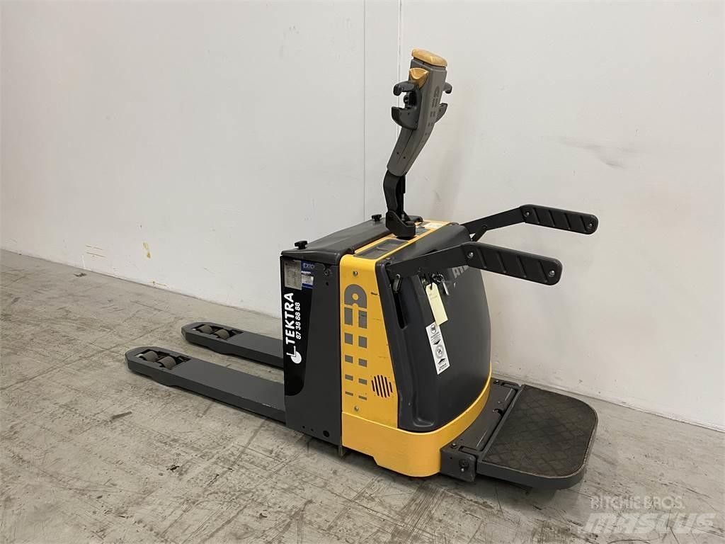 Atlet TLP200 Lavtløftende truck med platform