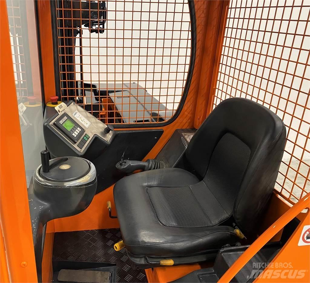 Hubtex MQ 30 AC 4-veis truck