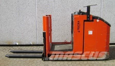 Linde V 10 L02/1200 Middelsløftende plukketruck