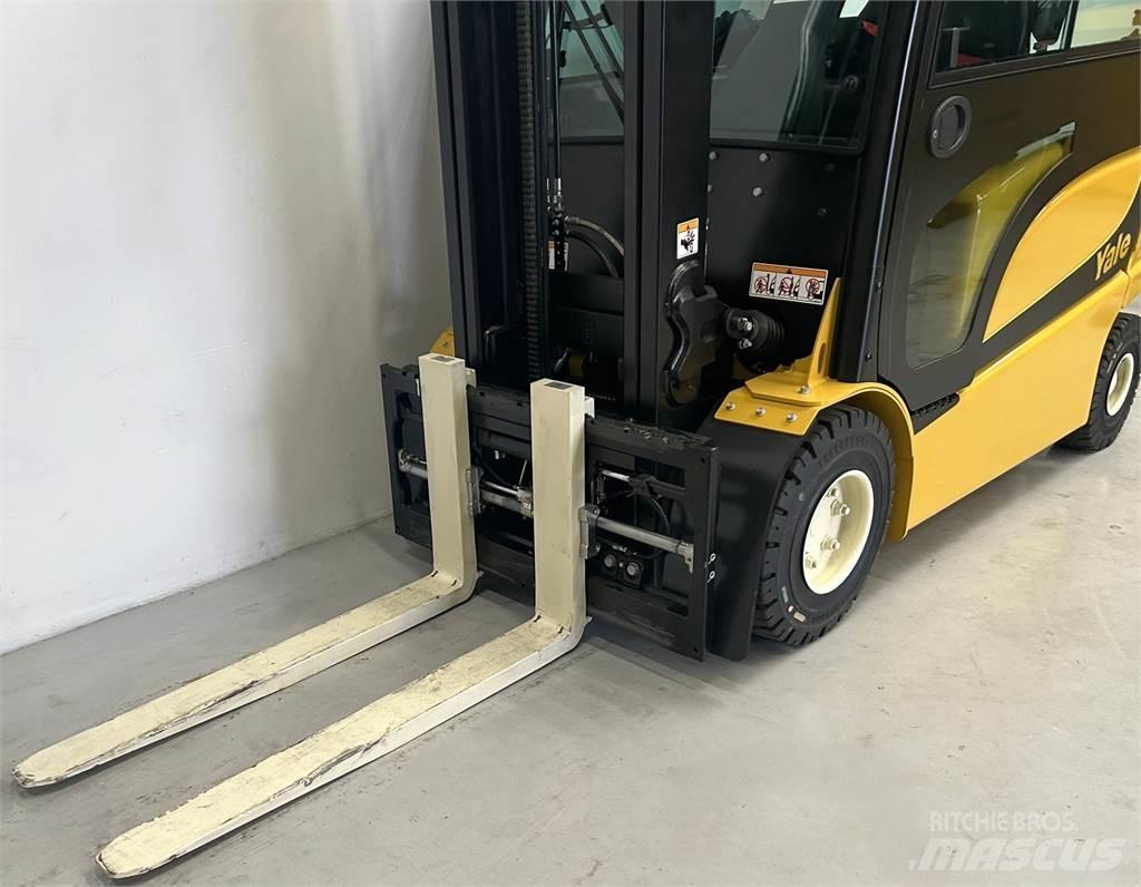 Yale ERP30VL (LWB) Elektriske trucker