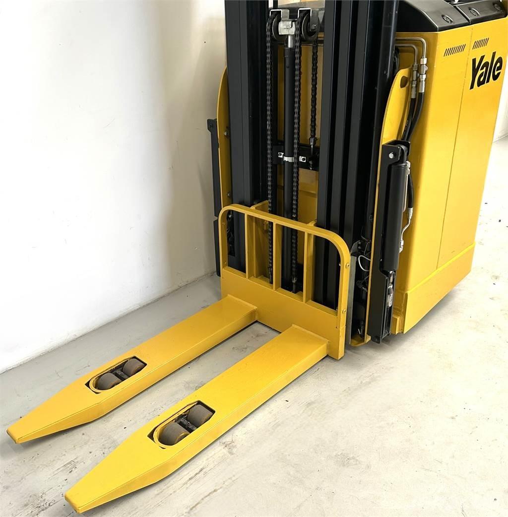 Yale SMS12S Stablere