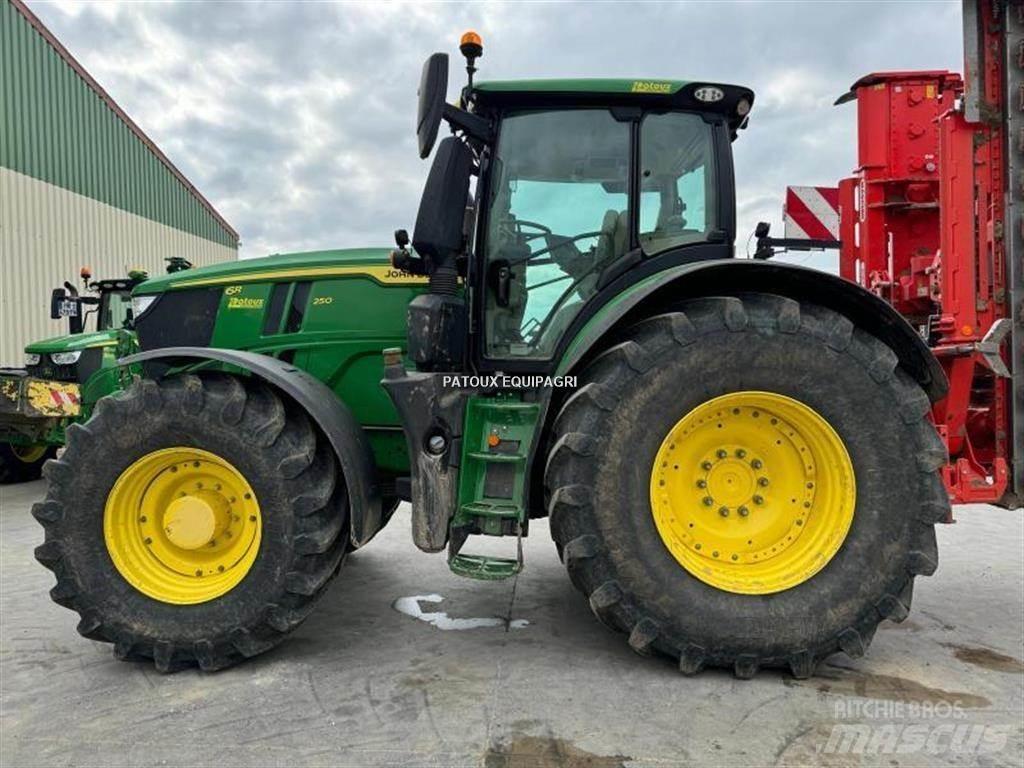 John Deere 6R250 Traktorer