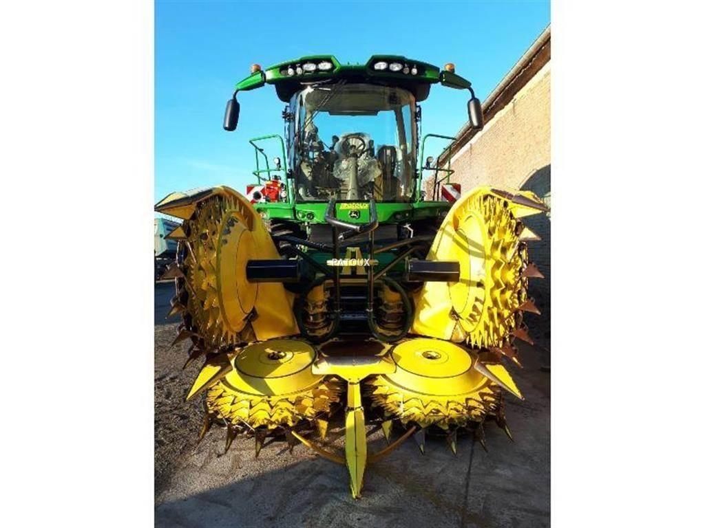 John Deere 8400 Fôrhøstere