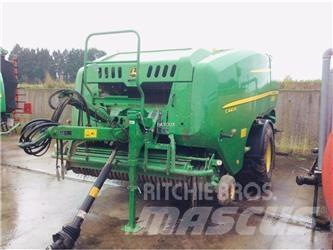 John Deere C441R Rundballepakker