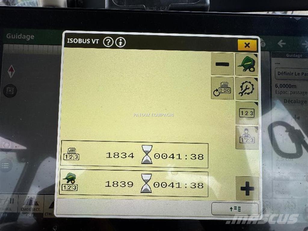 John Deere V461R Rundballepresser