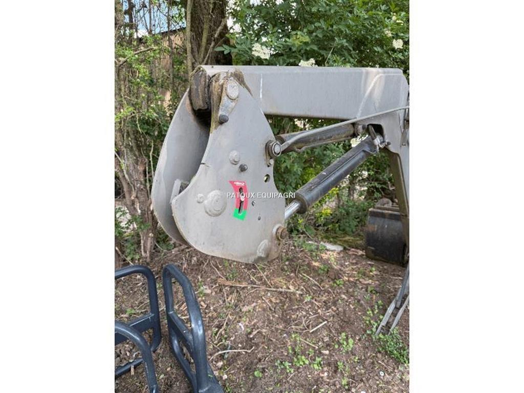 Mailleux T417 Frontlastere og graveredskap