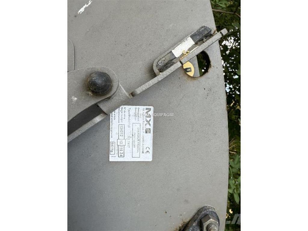 Mailleux T417 Frontlastere og graveredskap