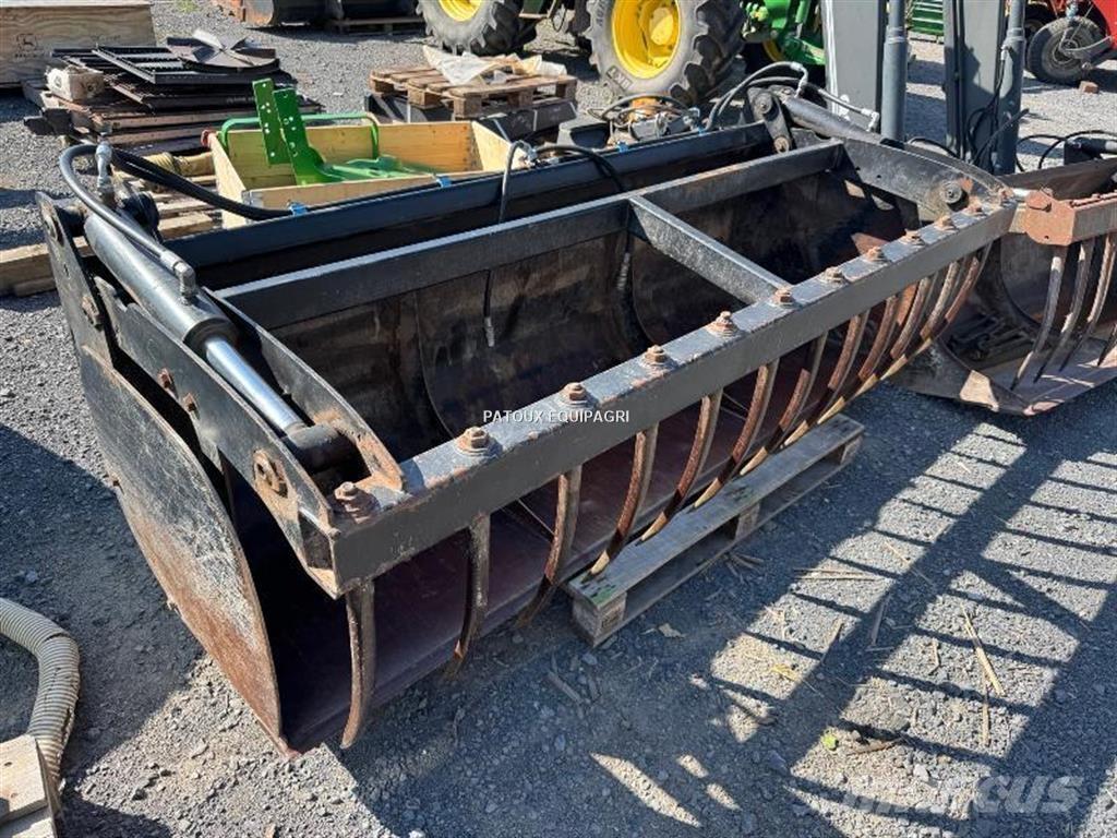 Quicke 230 Frontlaster ektrautstyr