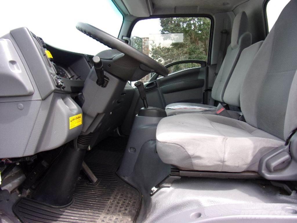 Isuzu NPR HD Skapbiler