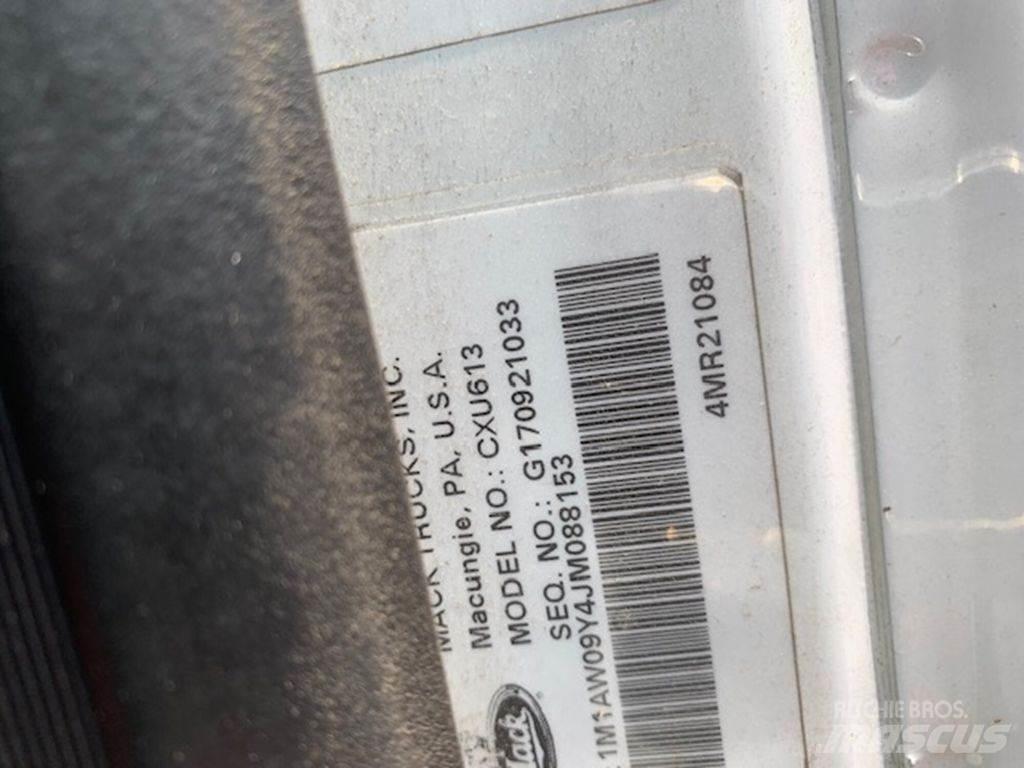 Mack CXU613 Trekkvogner