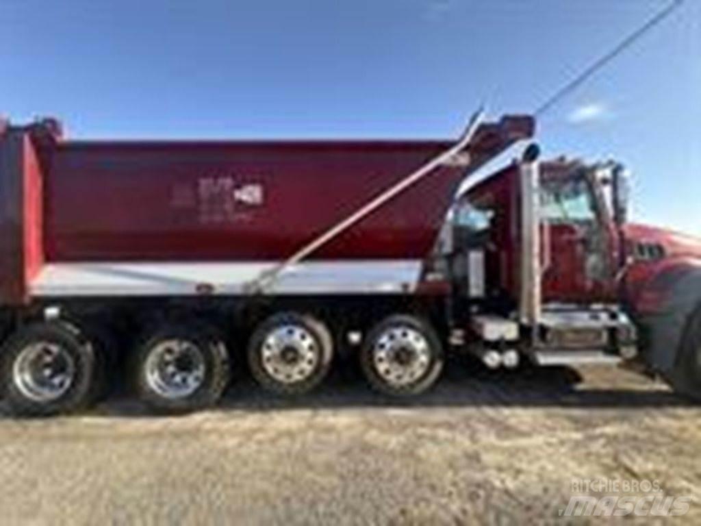 Mack GR104FR Tippbil