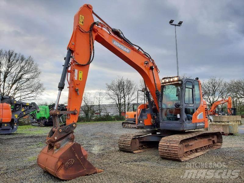Doosan DX140LCR-5 Beltegraver
