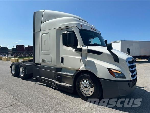 Freightliner CASCADIA 116 Trekkvogner