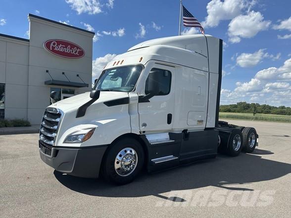 Freightliner CASCADIA 116 Trekkvogner