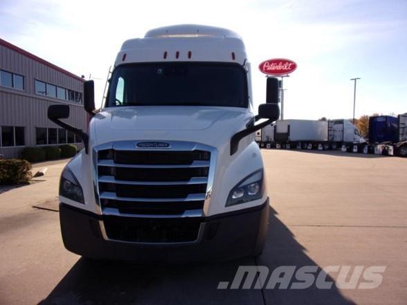 Freightliner CASCADIA 116 Trekkvogner