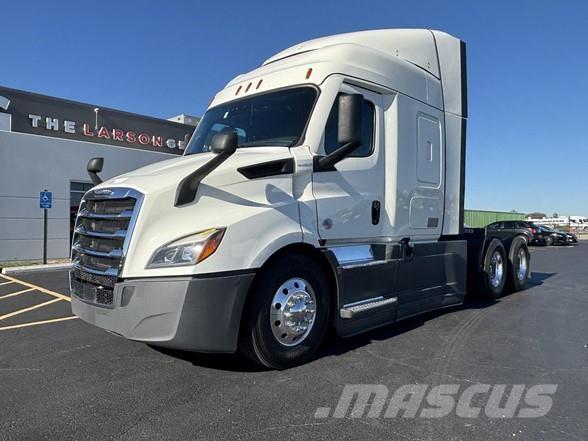 Freightliner CASCADIA 116 Trekkvogner