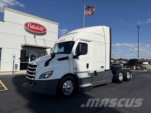 Freightliner CASCADIA 116 Trekkvogner