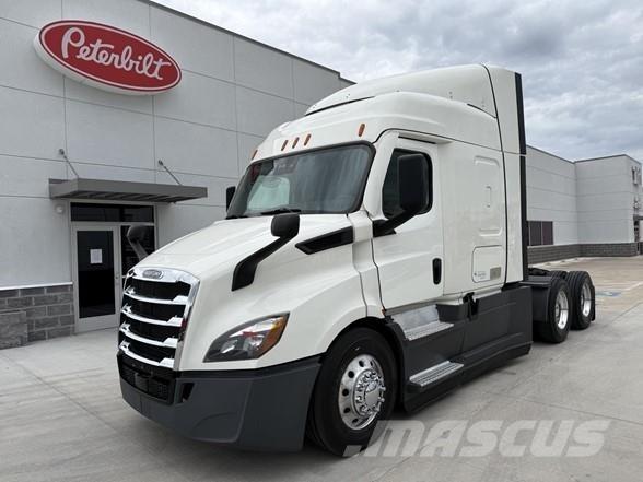 Freightliner CASCADIA 116 Trekkvogner