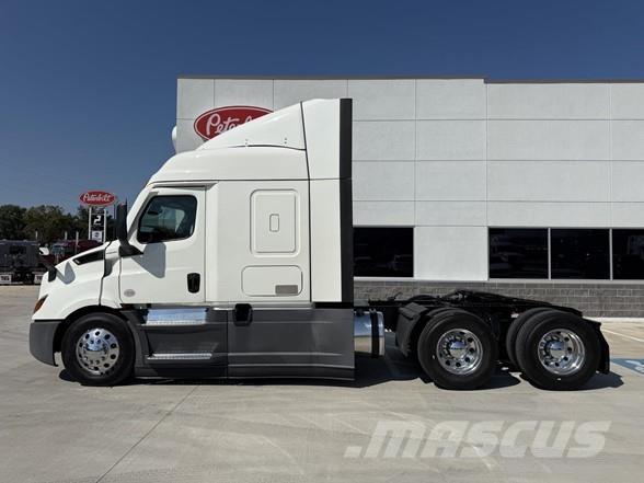 Freightliner CASCADIA 116 Trekkvogner