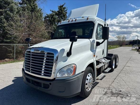 Freightliner CASCADIA 125 Trekkvogner