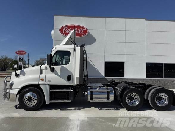 Freightliner CASCADIA 125 Trekkvogner