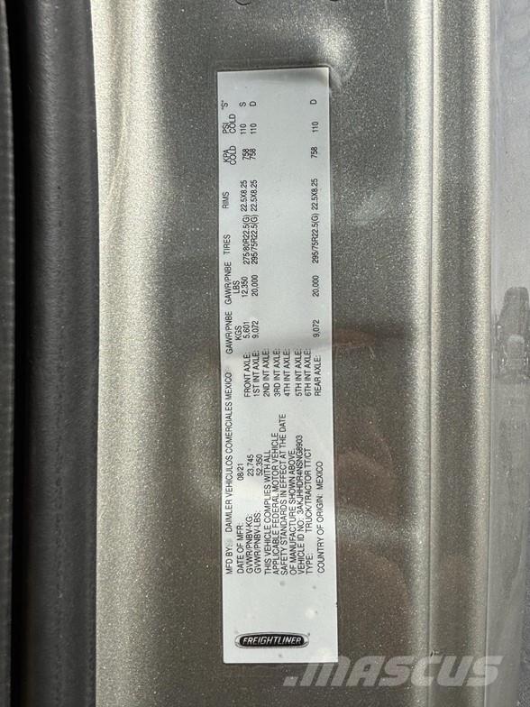 Freightliner CASCADIA 126 Trekkvogner