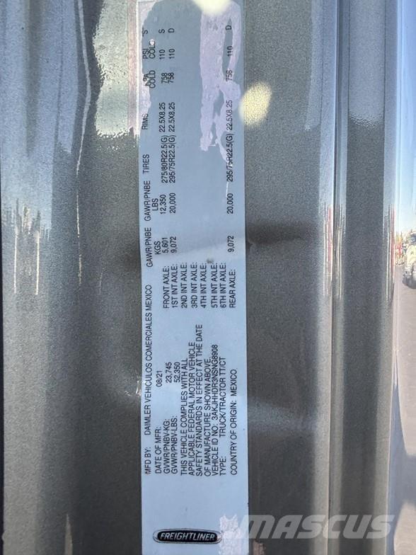 Freightliner CASCADIA 126 Trekkvogner