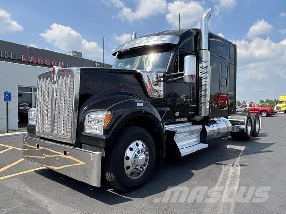 Kenworth W990 Trekkvogner