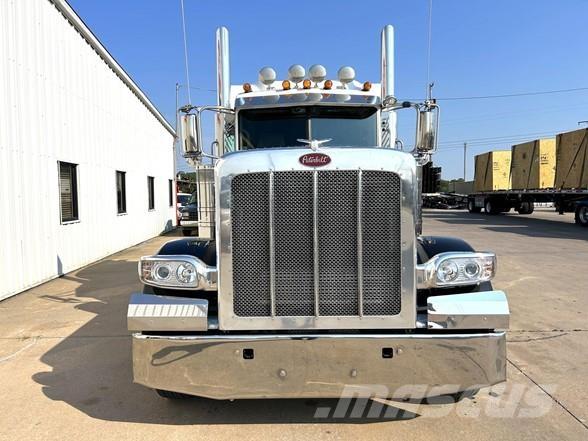 Peterbilt 389 Trekkvogner