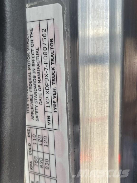 Peterbilt 389 Trekkvogner