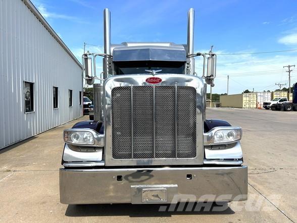 Peterbilt 389 Trekkvogner