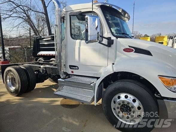 Peterbilt 536 Trekkvogner