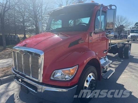 Peterbilt 536 Chassis