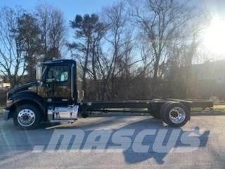 Peterbilt 536 Chassis