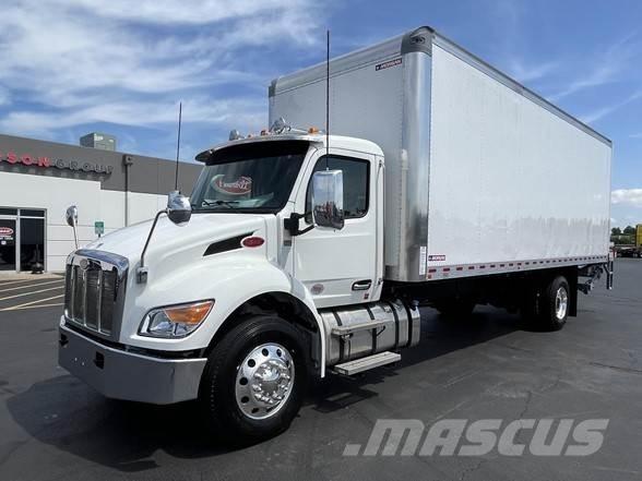 Peterbilt 536 Skapbiler